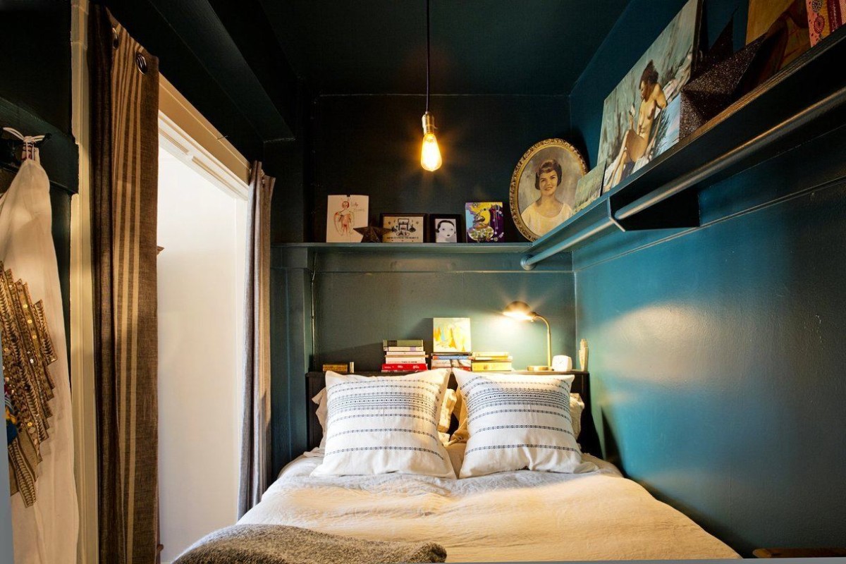 Спальня в цветах: бирюзовый, серый, светло-серый, коричневый, бежевый. Спальня в стилях: прованс, скандинавский стиль, эклектика.