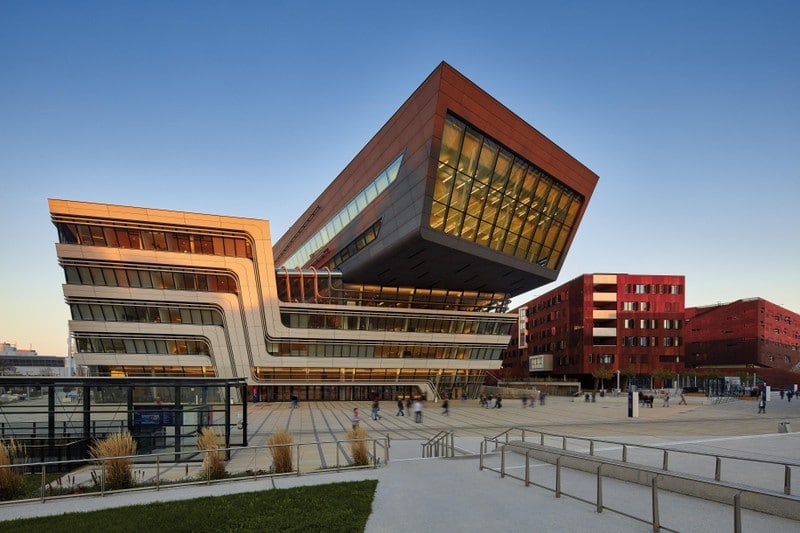 Архитектурная экскурсия Roomble в Вену: новый кампус университета экономики и бизнеса